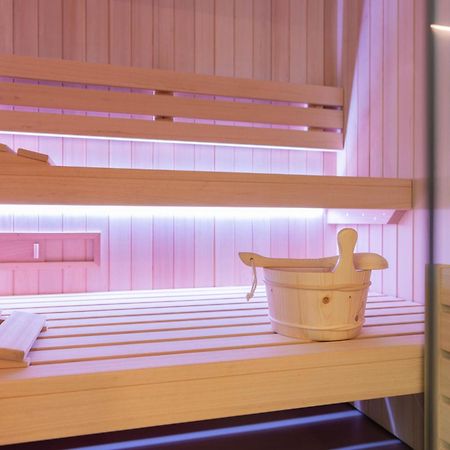 Vital Hotel Flora Comano Terme Eksteriør billede