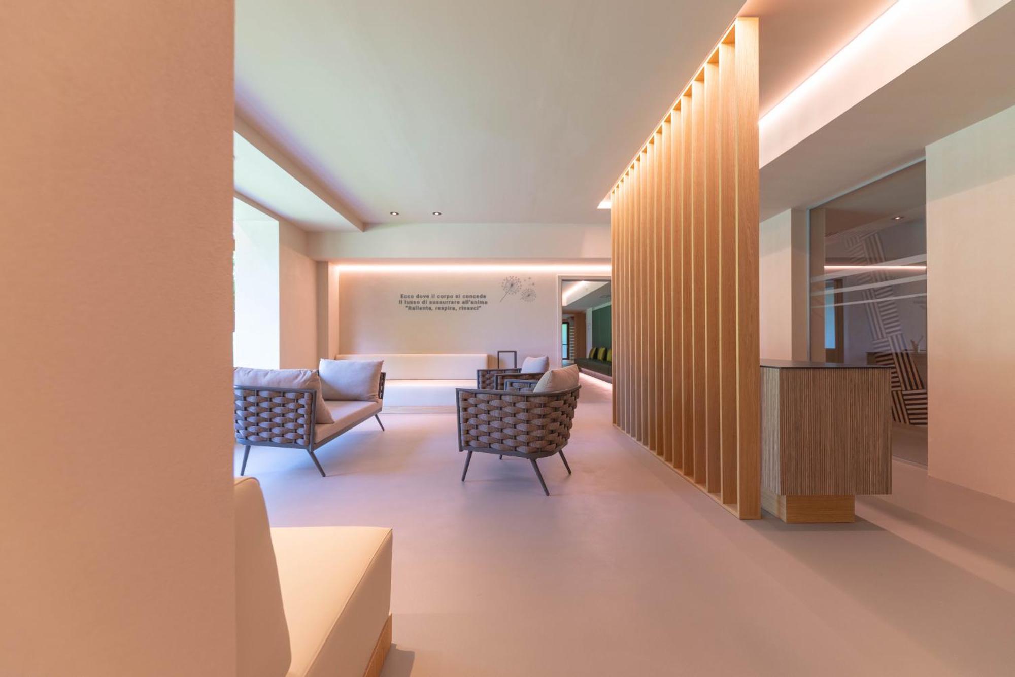 Vital Hotel Flora Comano Terme Eksteriør billede