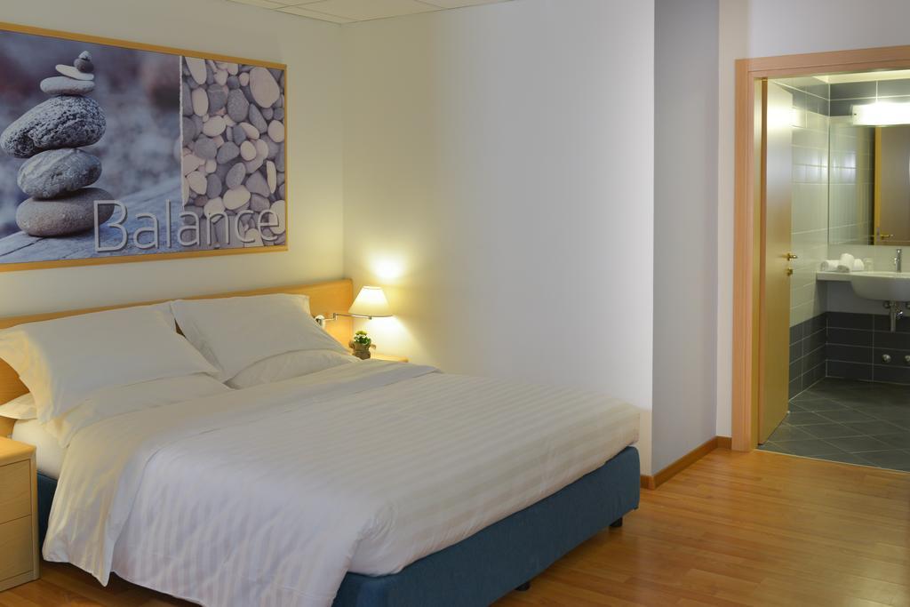 Vital Hotel Flora Comano Terme Eksteriør billede