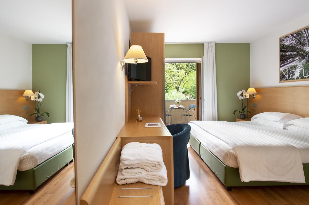 Vital Hotel Flora Comano Terme Eksteriør billede