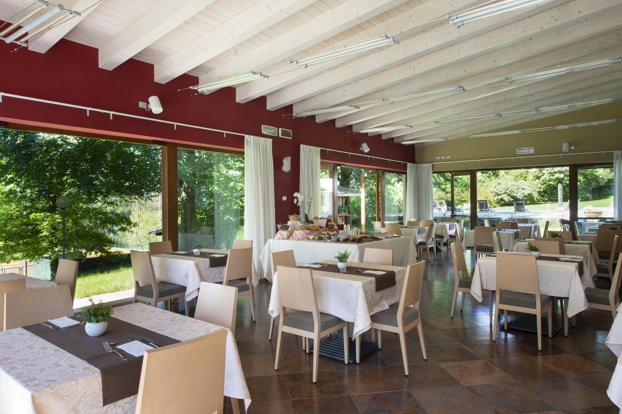 Vital Hotel Flora Comano Terme Eksteriør billede